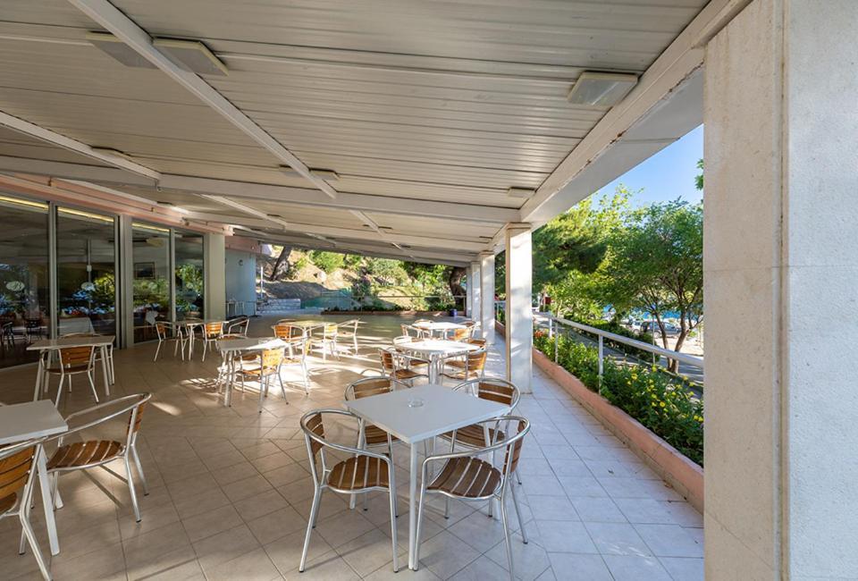 Tourist Settlement Brzet Hotel Omiš Екстериор снимка
