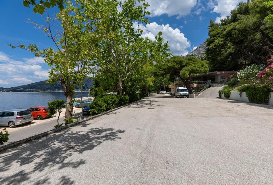 Tourist Settlement Brzet Hotel Omiš Екстериор снимка