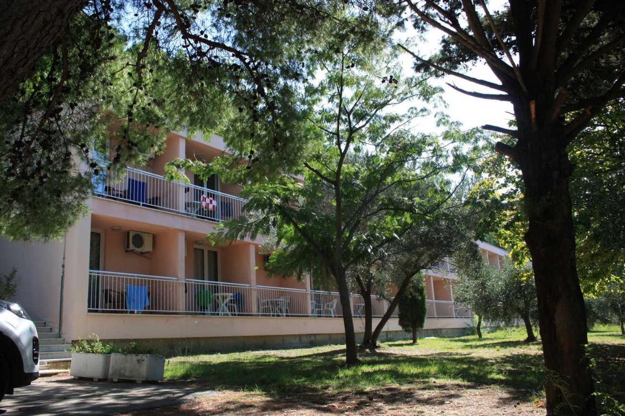 Tourist Settlement Brzet Hotel Omiš Екстериор снимка